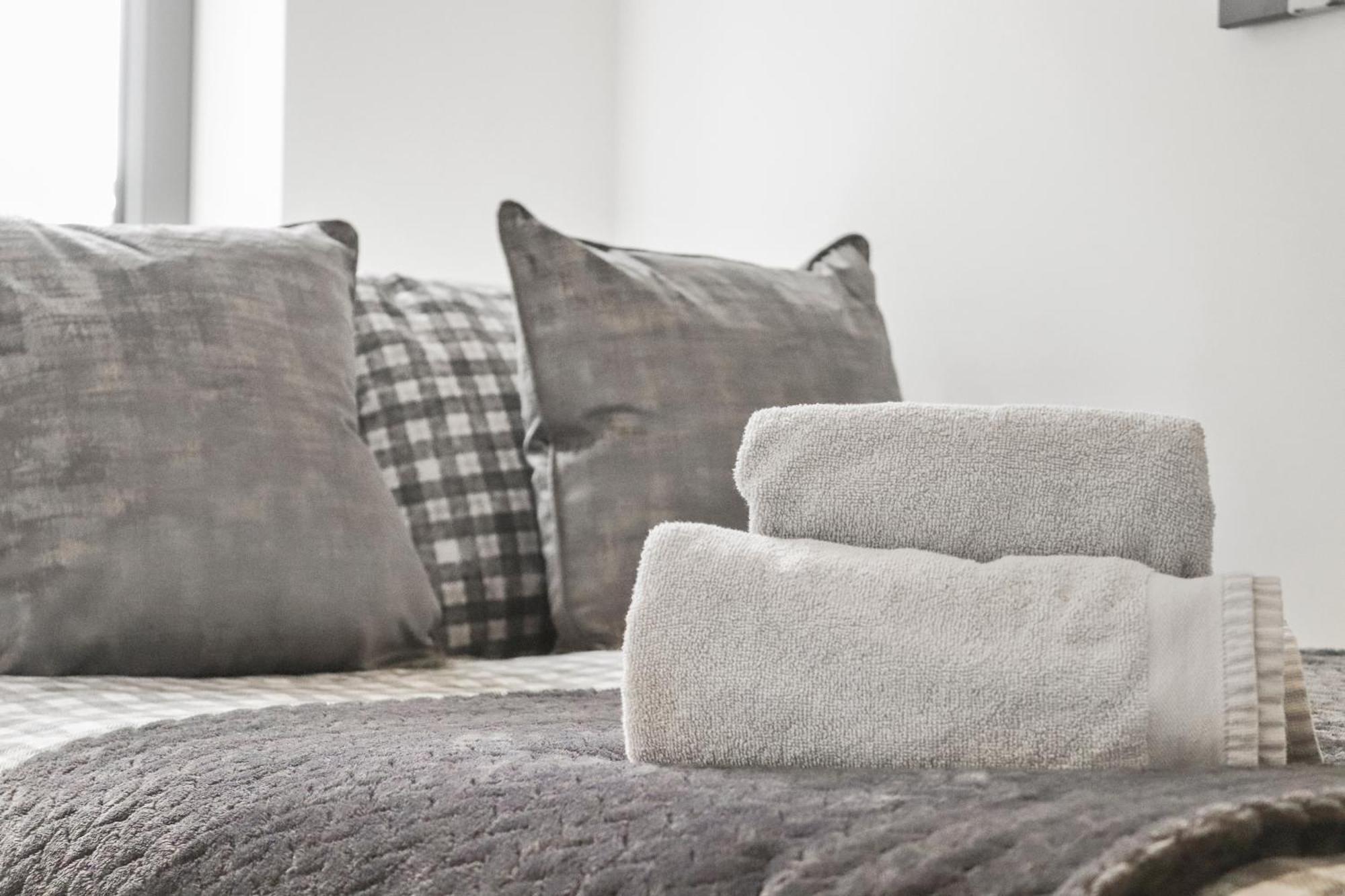 Centrally Located - Modern - 2Bed - 2Bath Apartment Лондон Экстерьер фото