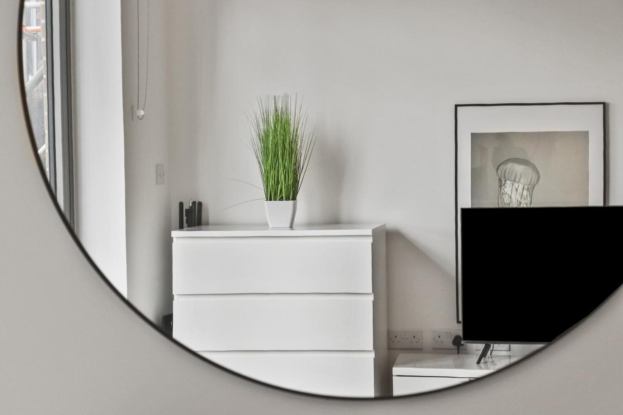Centrally Located - Modern - 2Bed - 2Bath Apartment Лондон Экстерьер фото